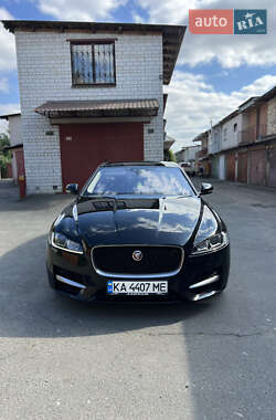 Седан Jaguar XF 2019 в Киеве