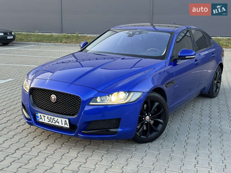 Седан Jaguar XF 2016 в Ивано-Франковске