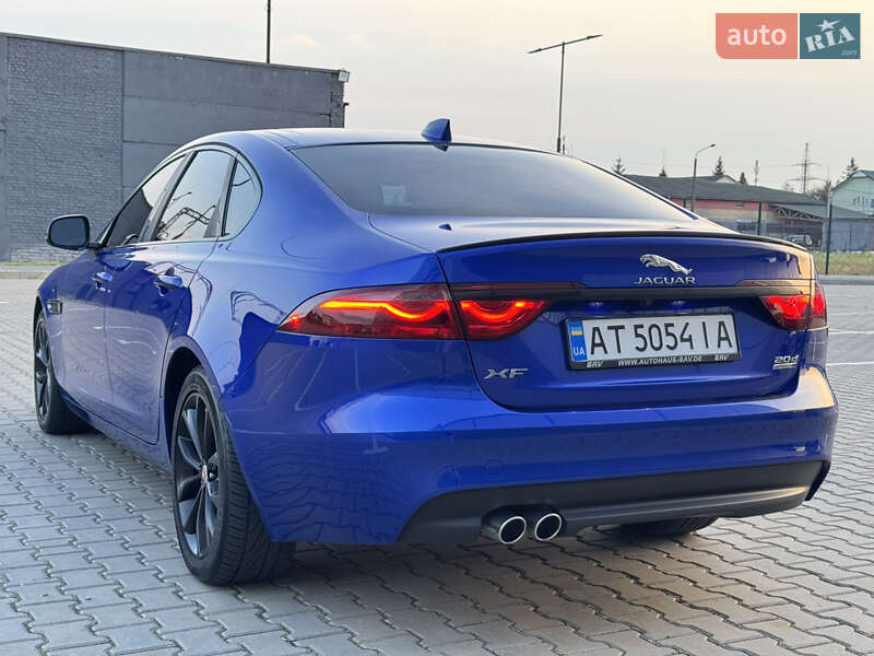 Седан Jaguar XF 2016 в Ивано-Франковске