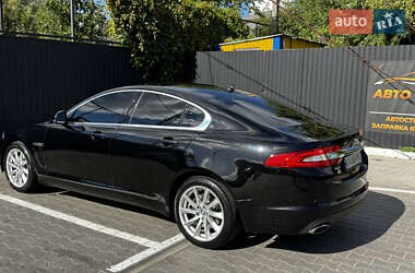 Седан Jaguar XF 2013 в 
