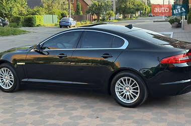 Седан Jaguar XF 2014 в 