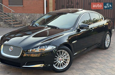 Седан Jaguar XF 2014 в 