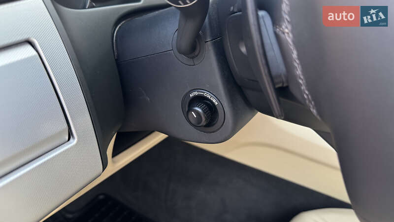 Седан Jaguar XF 2014 в Киеве