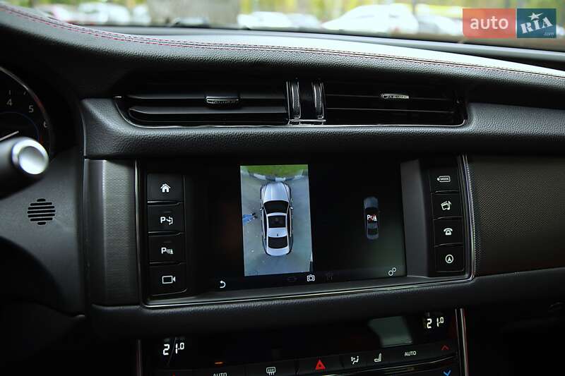 Седан Jaguar XF 2015 в Харькове