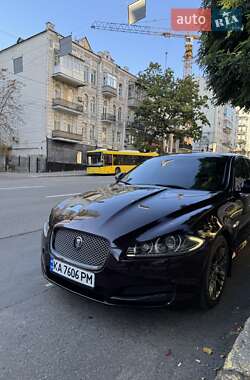 Седан Jaguar XF 2012 в Киеве