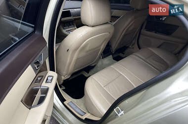 Седан Jaguar XF 2008 в 