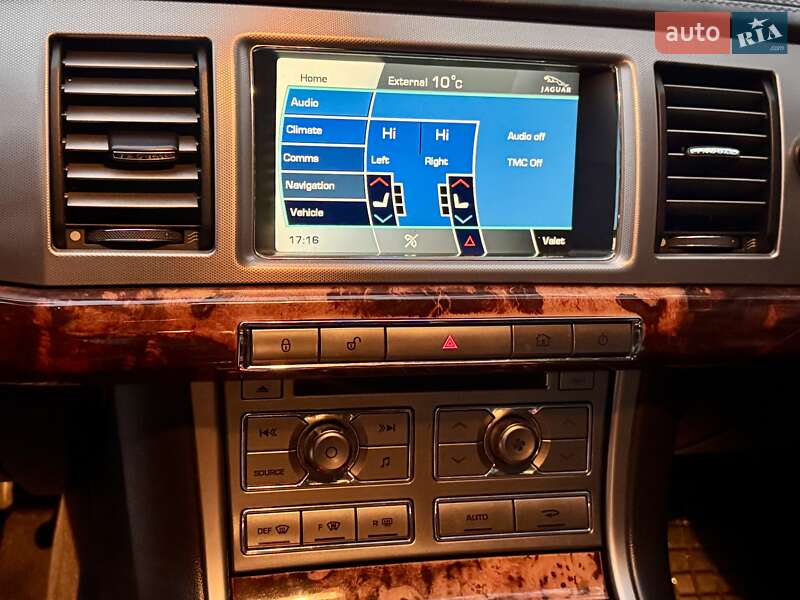 Седан Jaguar XF 2009 в Одессе