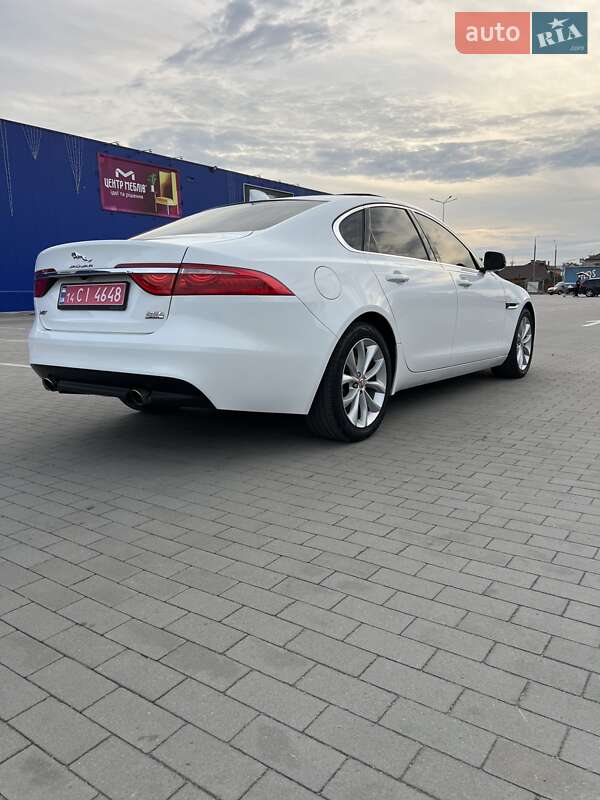 Седан Jaguar XF 2018 в Виннице фото 8 Седан Jaguar XF 2018 в Виннице