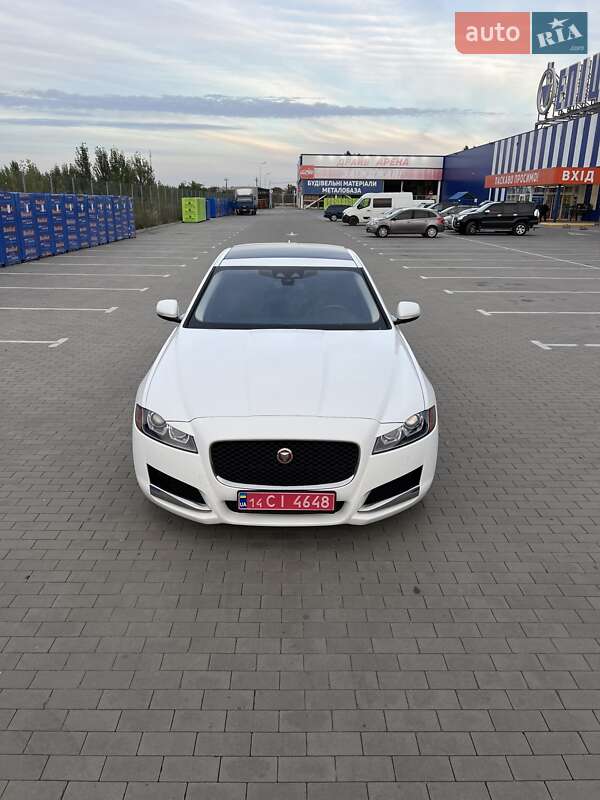 Седан Jaguar XF 2018 в Виннице фото 13 Седан Jaguar XF 2018 в Виннице