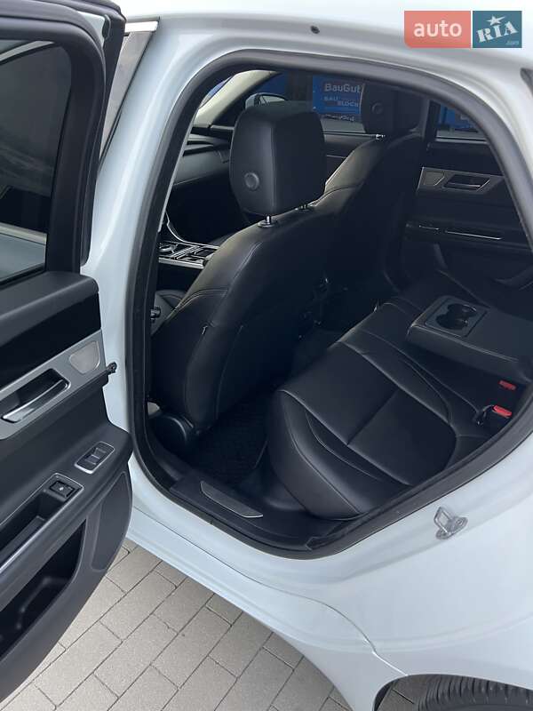 Седан Jaguar XF 2018 в Виннице фото 20 Седан Jaguar XF 2018 в Виннице