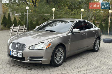 Седан Jaguar XF 2008 в Львове