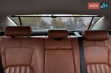 Седан Jaguar XF 2016 в 