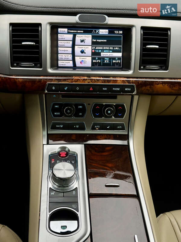 Седан Jaguar XF 2015 в Харькове фото 18 Седан Jaguar XF 2015 в Харькове