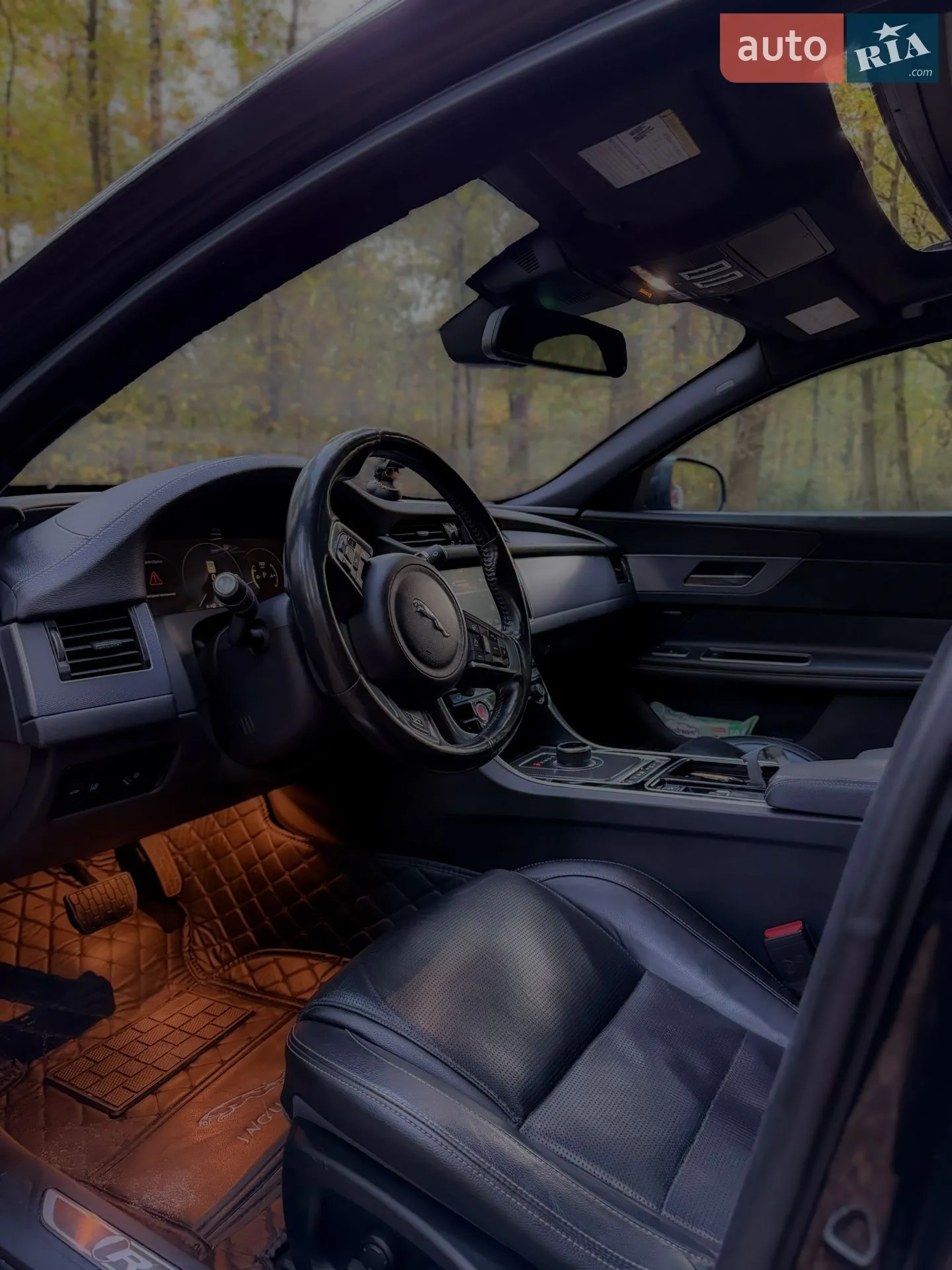 2016 Jaguar XF - мініатюра 3