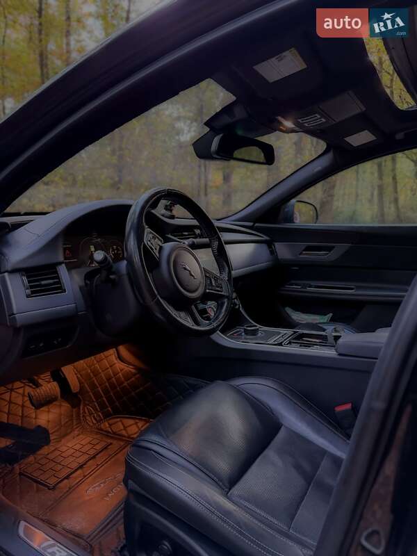 Седан Jaguar XF 2016 в Кривом Роге фото 3 Седан Jaguar XF 2016 в Кривом Роге