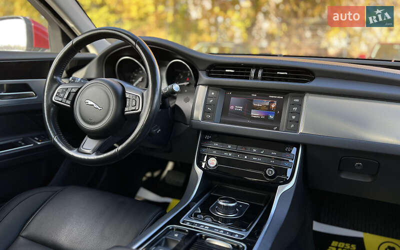 Седан Jaguar XF 2017 в Львове фото 8 Седан Jaguar XF 2017 в Львове