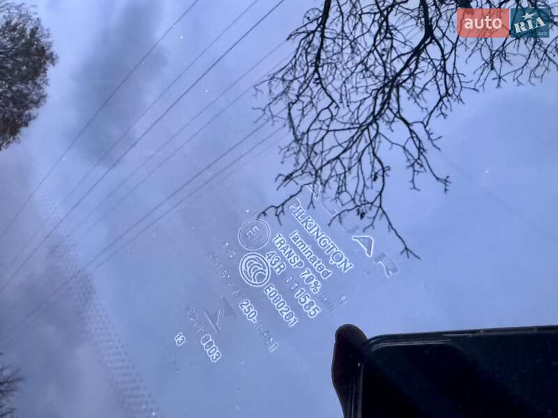 Седан Jaguar XF 2014 в Одессе фото 29 Седан Jaguar XF 2014 в Одессе