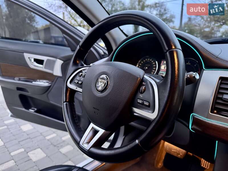 Седан Jaguar XF 2014 в Одессе фото 56 Седан Jaguar XF 2014 в Одессе