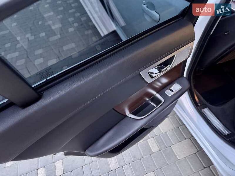 Седан Jaguar XF 2014 в Одессе фото 64 Седан Jaguar XF 2014 в Одессе