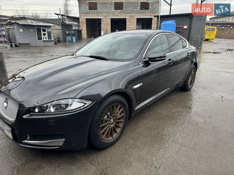 Седан Jaguar XF 2012 в Івано-Франківську фото 2 Седан Jaguar XF 2012 в Івано-Франківську