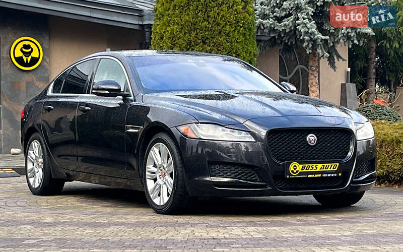 Jaguar XF 2015