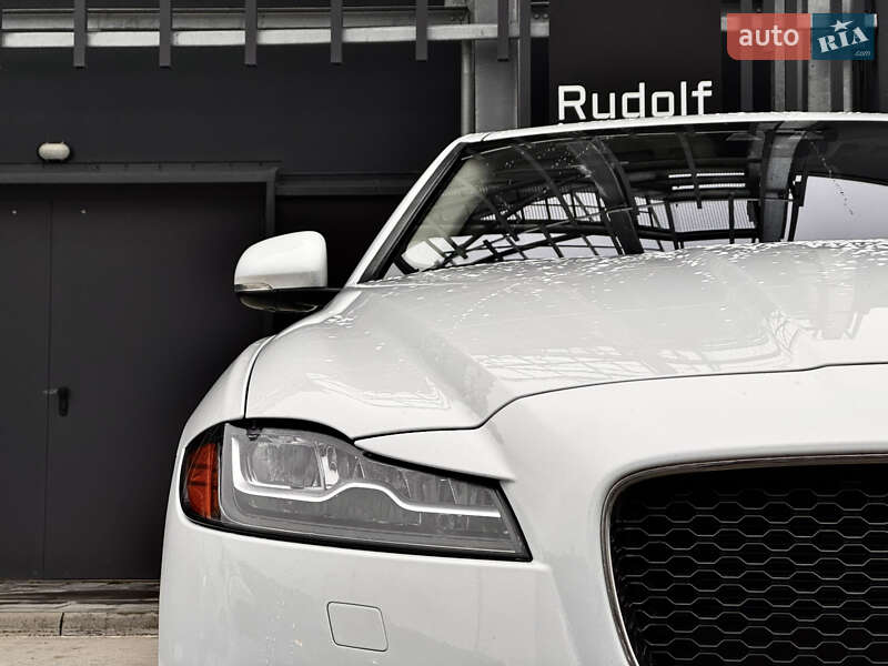 Седан Jaguar XF 2015 в Киеве фото 11 Седан Jaguar XF 2015 в Киеве