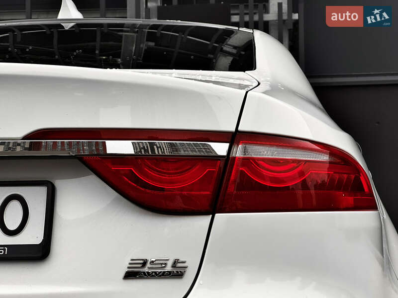 Седан Jaguar XF 2015 в Киеве фото 16 Седан Jaguar XF 2015 в Киеве