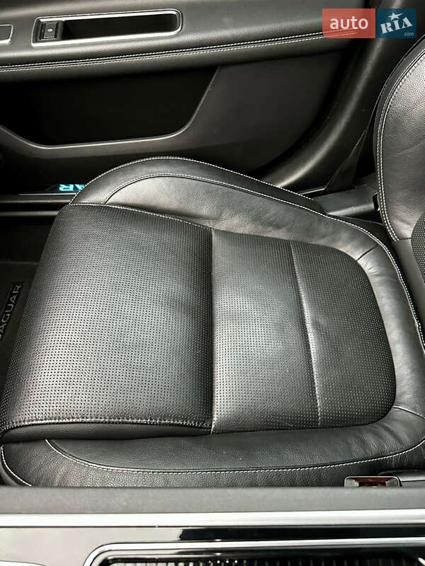 Седан Jaguar XF 2016 в Києві фото 23 Седан Jaguar XF 2016 в Києві