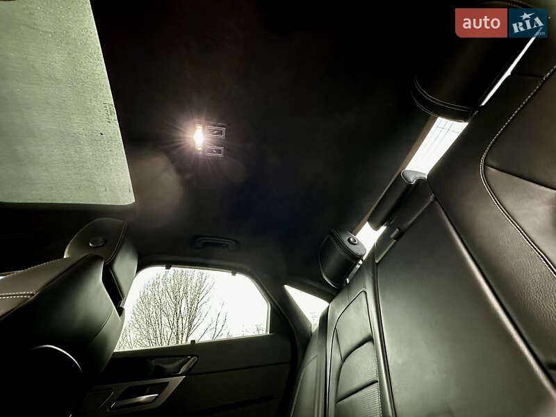 Седан Jaguar XF 2016 в Києві фото 29 Седан Jaguar XF 2016 в Києві