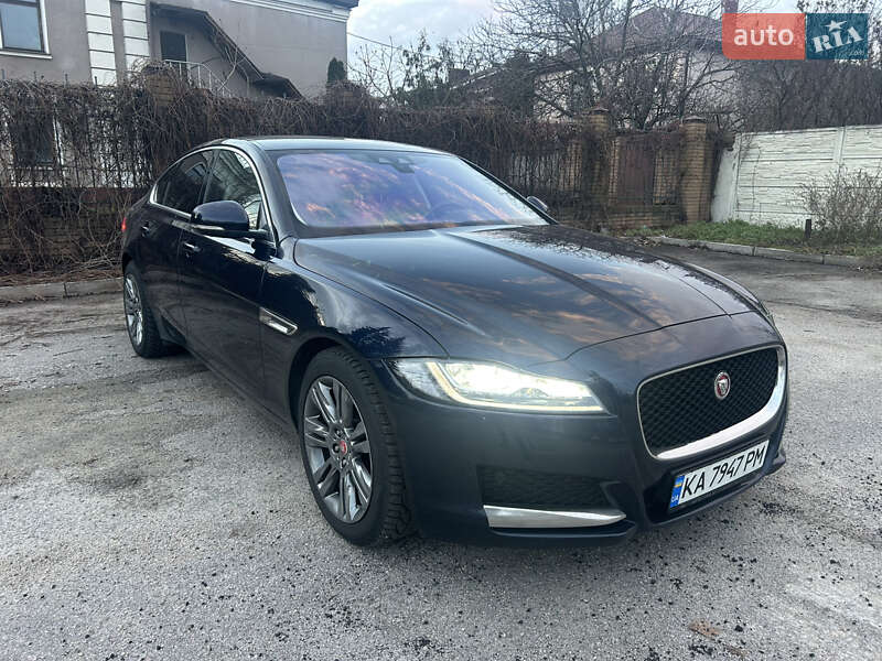 Седан Jaguar XF 2020 в Харкові
