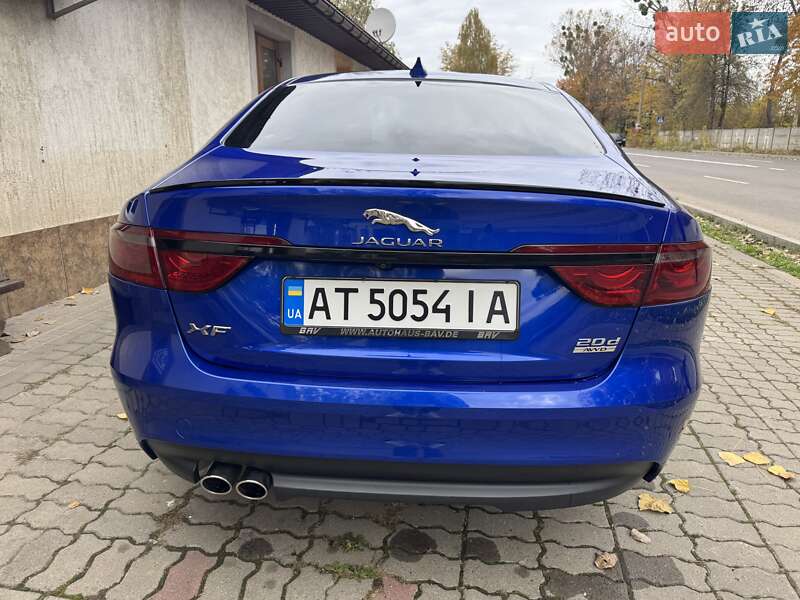 Седан Jaguar XF 2016 в Ивано-Франковске