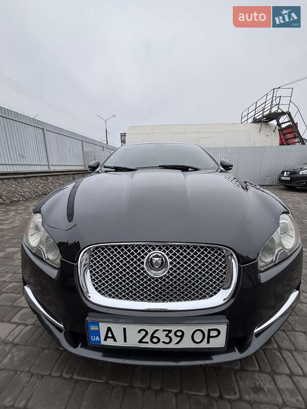 Седан Jaguar XF 2010 в Білій Церкві