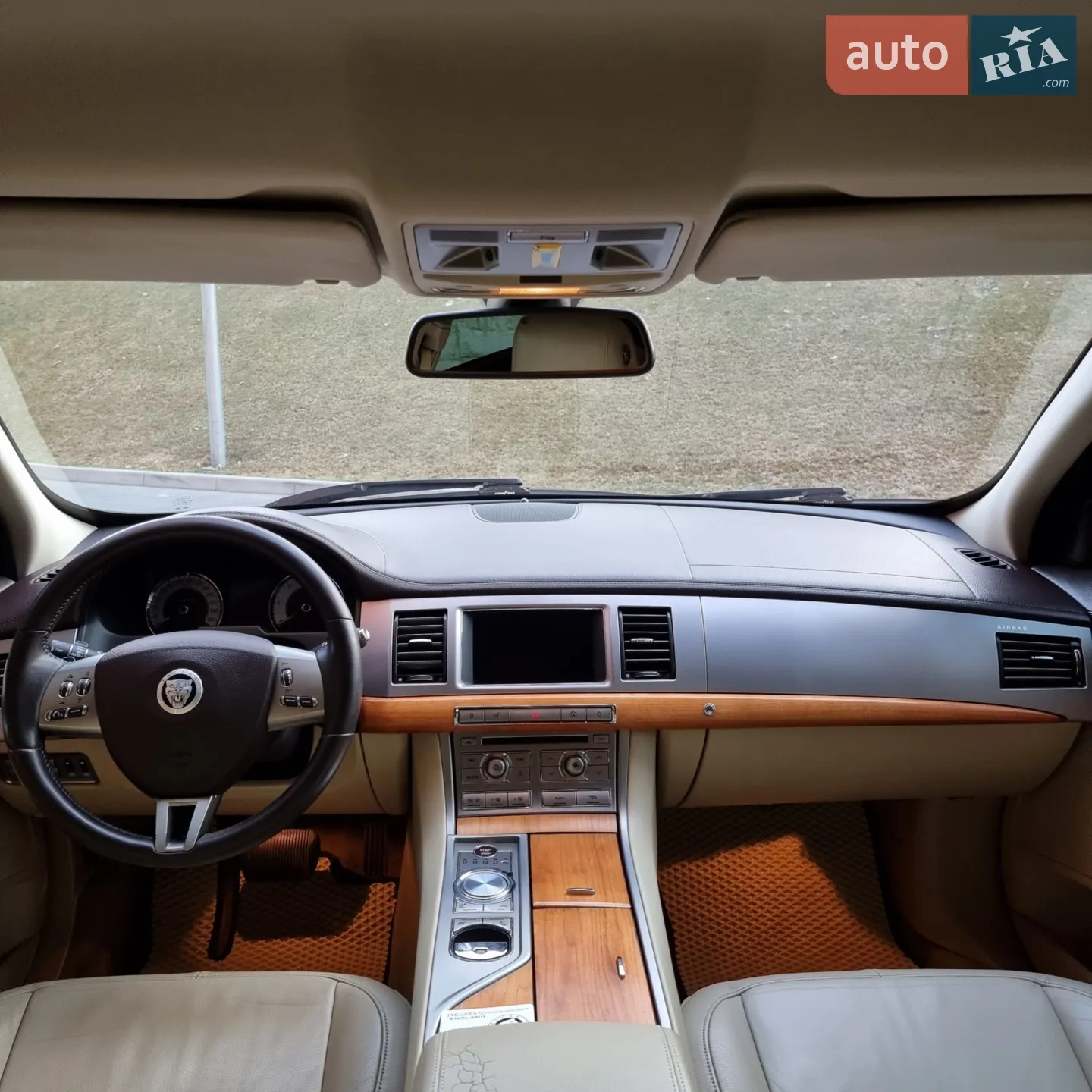 2011 Jaguar XF - мініатюра 16