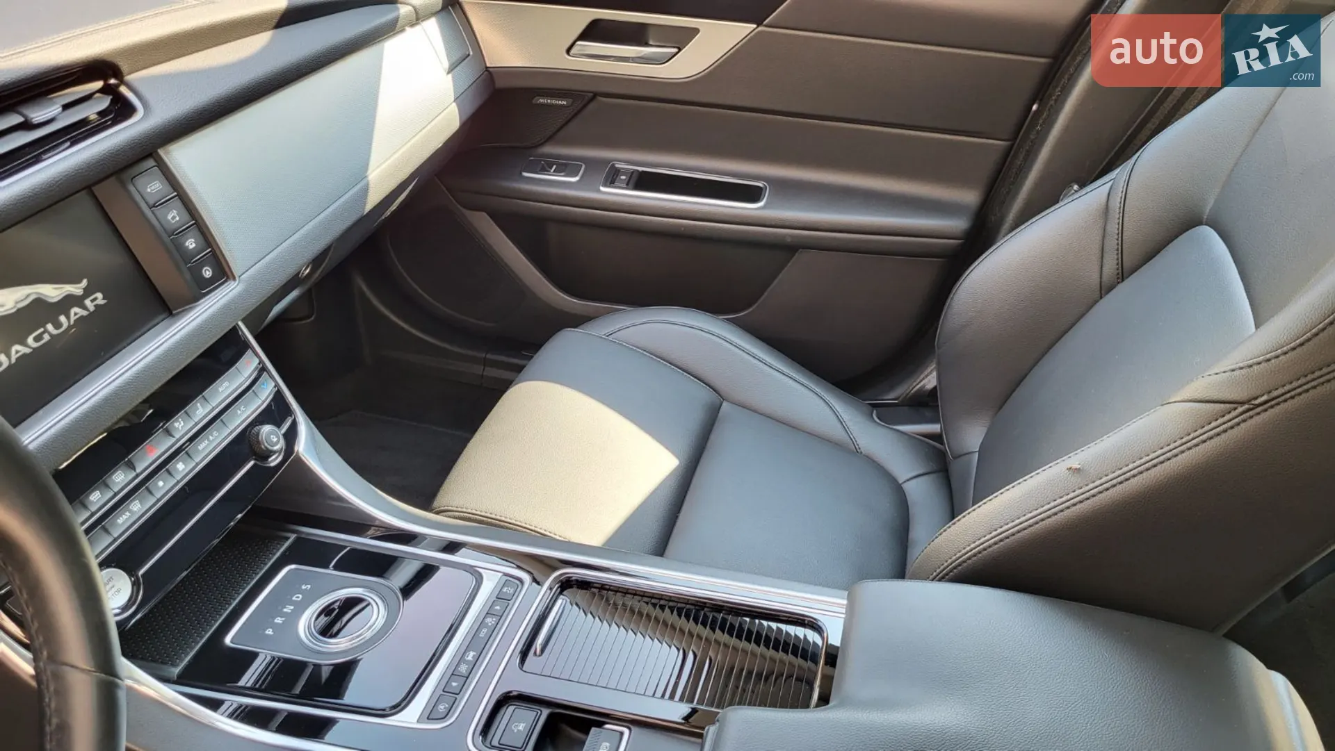 2015 Jaguar XF - мініатюра 7