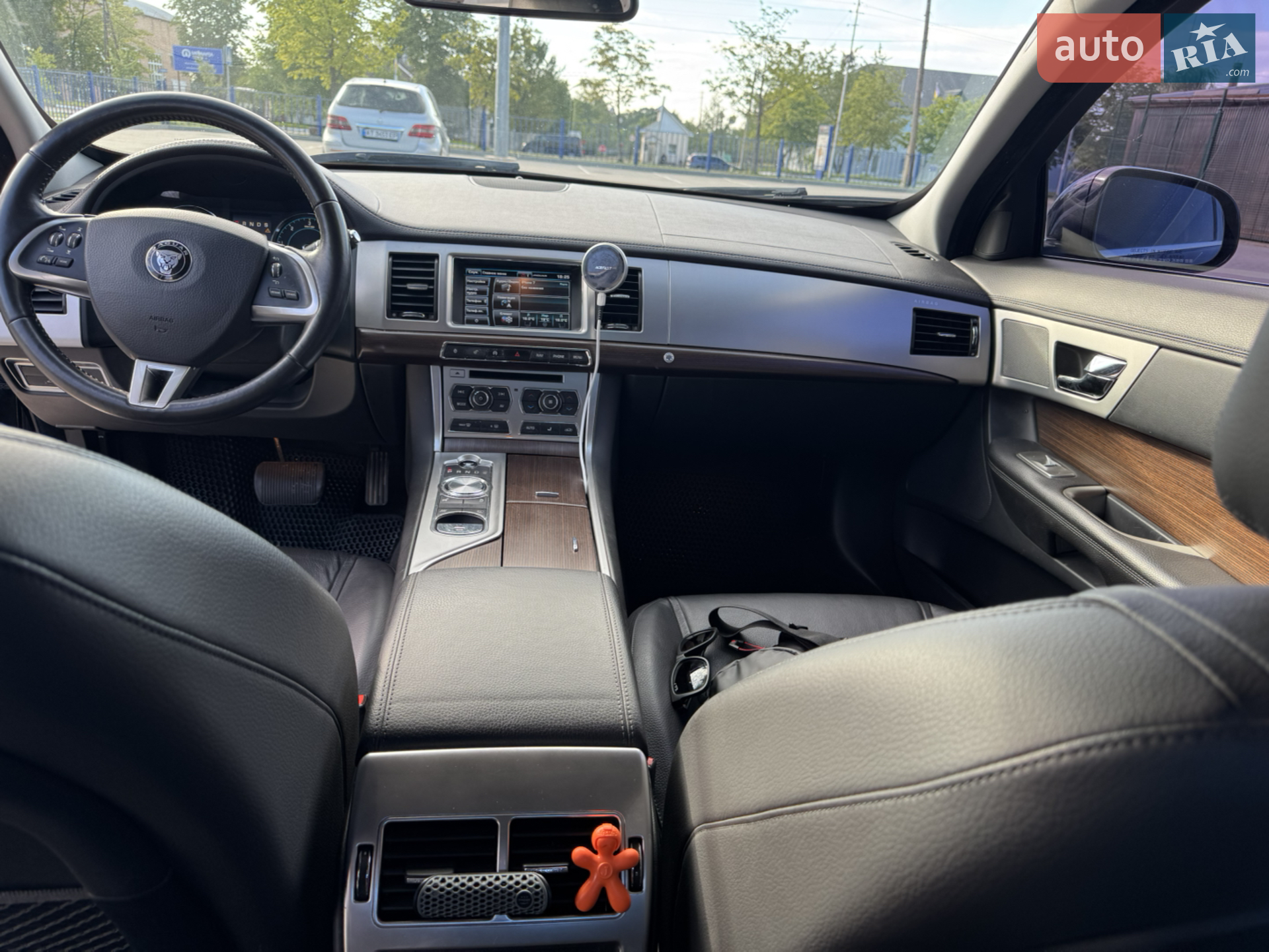 2014 Jaguar XF - мініатюра 9