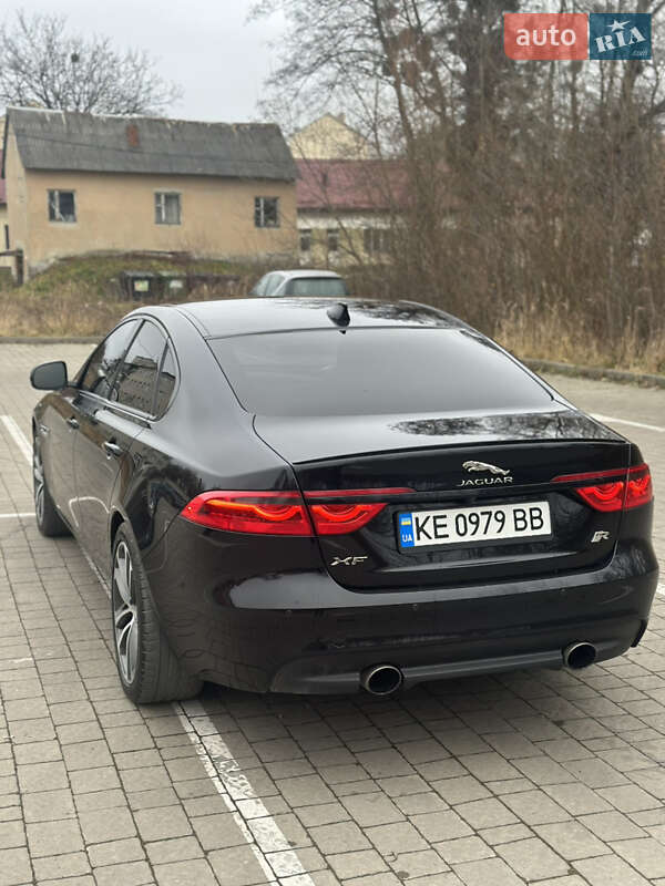 Седан Jaguar XF 2017 в Дніпрі