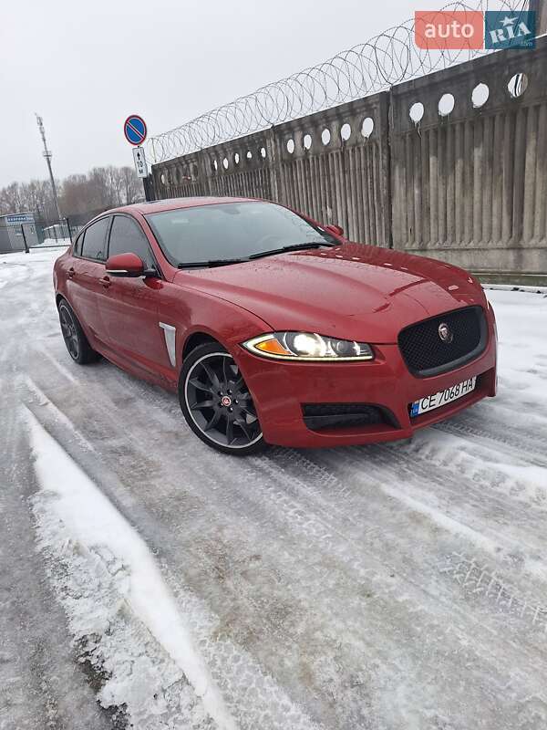Седан Jaguar XF 2015 в Борисполе
