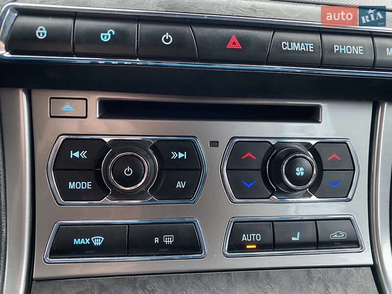 Седан Jaguar XF 2012 в Кропивницком фото 30 Седан Jaguar XF 2012 в Кропивницком