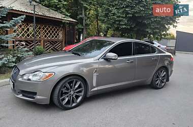 Седан Jaguar XF 2008 в Тальному