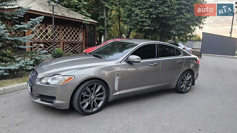 Jaguar XF 2008