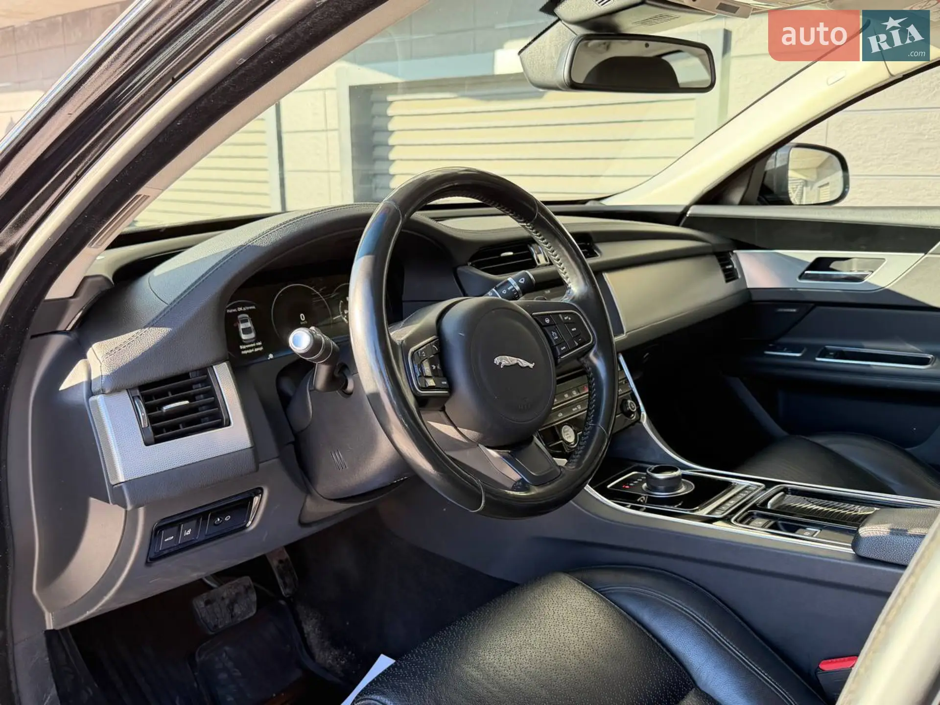 2016 Jaguar XF - мініатюра 17