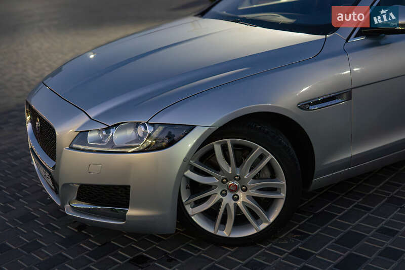 Jaguar XF 2015 Jaguar XF 2015