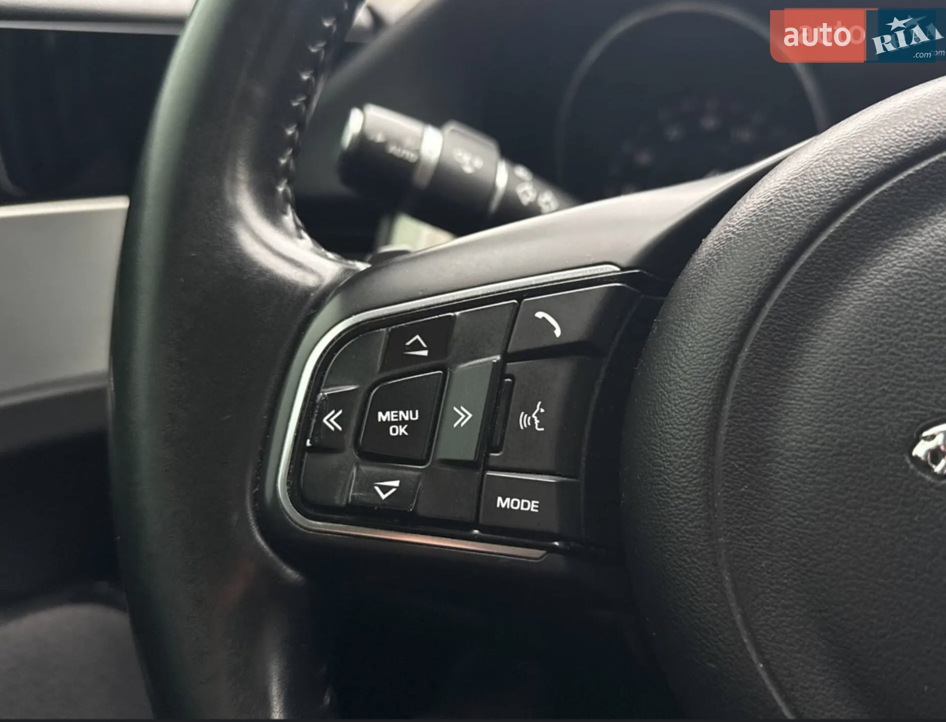 2016 Jaguar XF - мініатюра 14