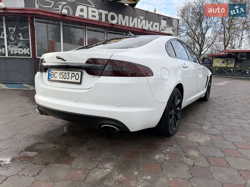 Седан Jaguar XF 2013 в Львове фото 14 Седан Jaguar XF 2013 в Львове