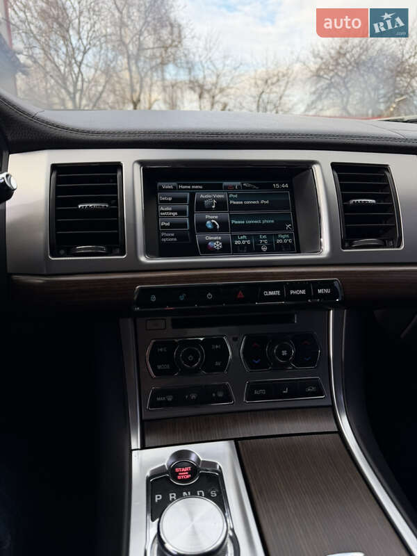 Седан Jaguar XF 2013 в Львове фото 32 Седан Jaguar XF 2013 в Львове