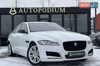 Седан Jaguar XF 2016 в Києві