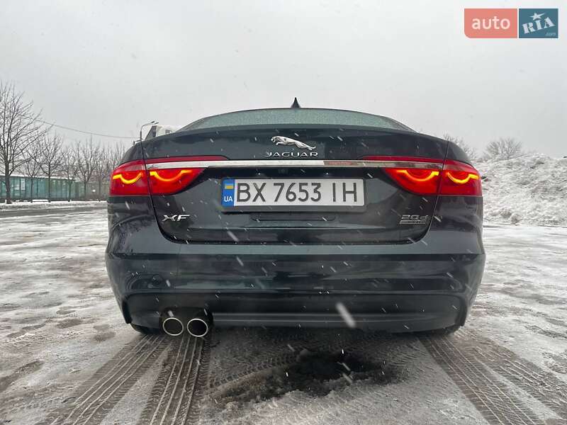 Седан Jaguar XF 2016 в Киеве фото 10 Седан Jaguar XF 2016 в Киеве