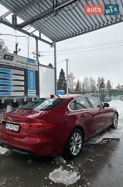 Седан Jaguar XF 2016 в Києві