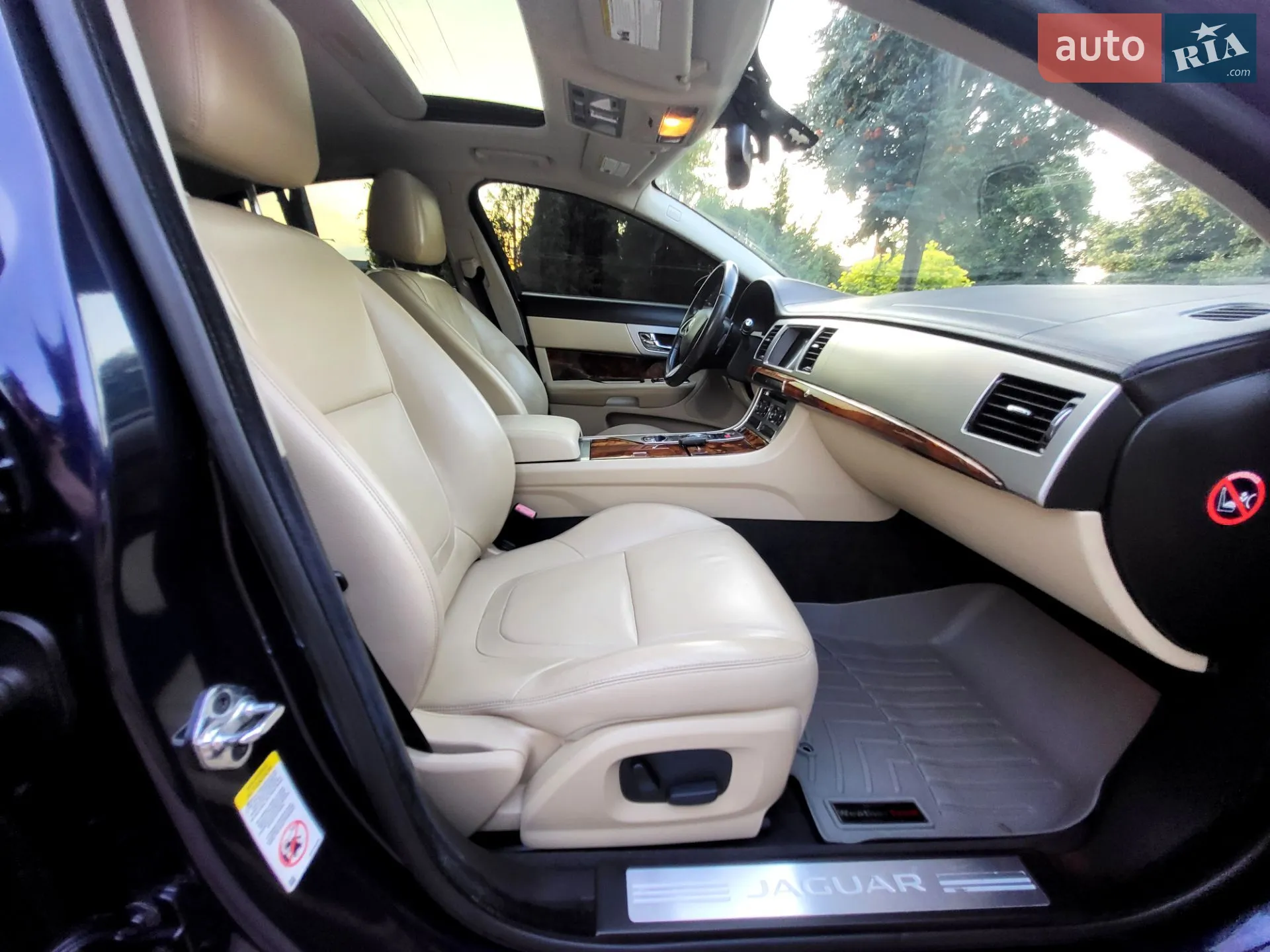 2013 Jaguar XF - мініатюра 15