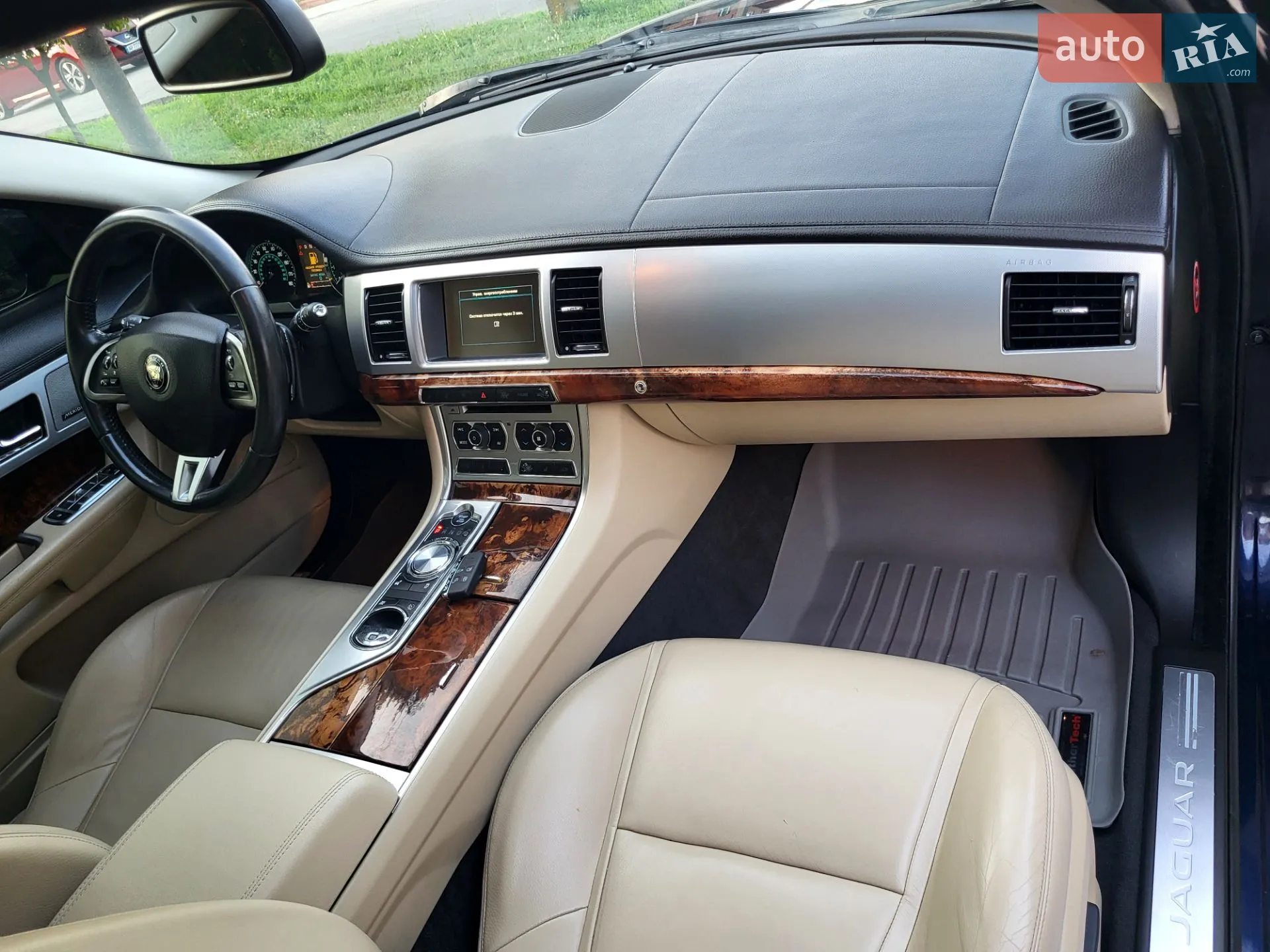 2013 Jaguar XF - мініатюра 16